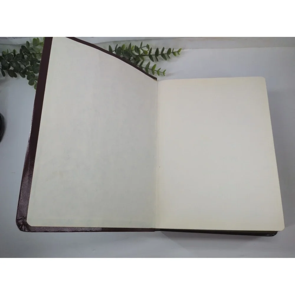 NO WRITING! VTG✝️1975 Giant Print Holy Bible KJV Red Letter Allan Concordance